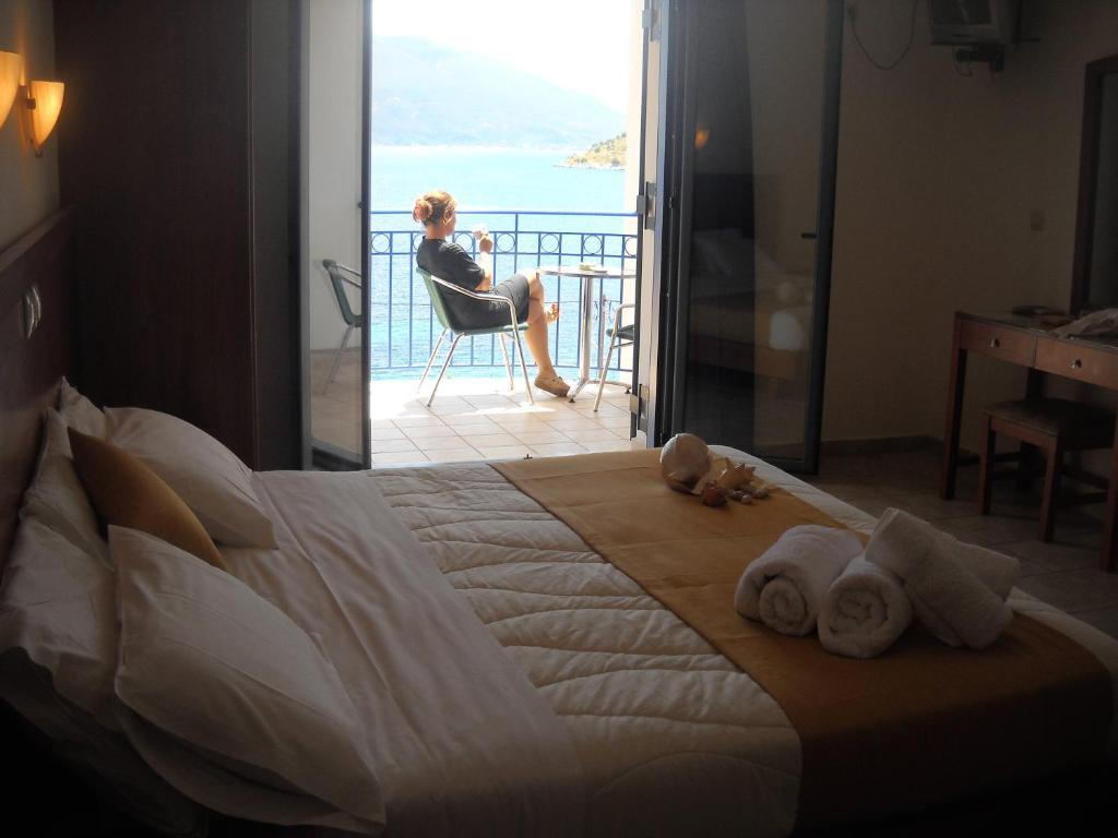 Olive Bay Hotel Agia Efimia Cameră foto