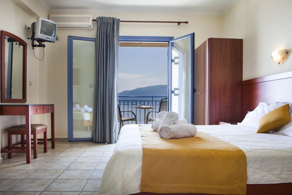 Olive Bay Hotel Agia Efimia Cameră foto