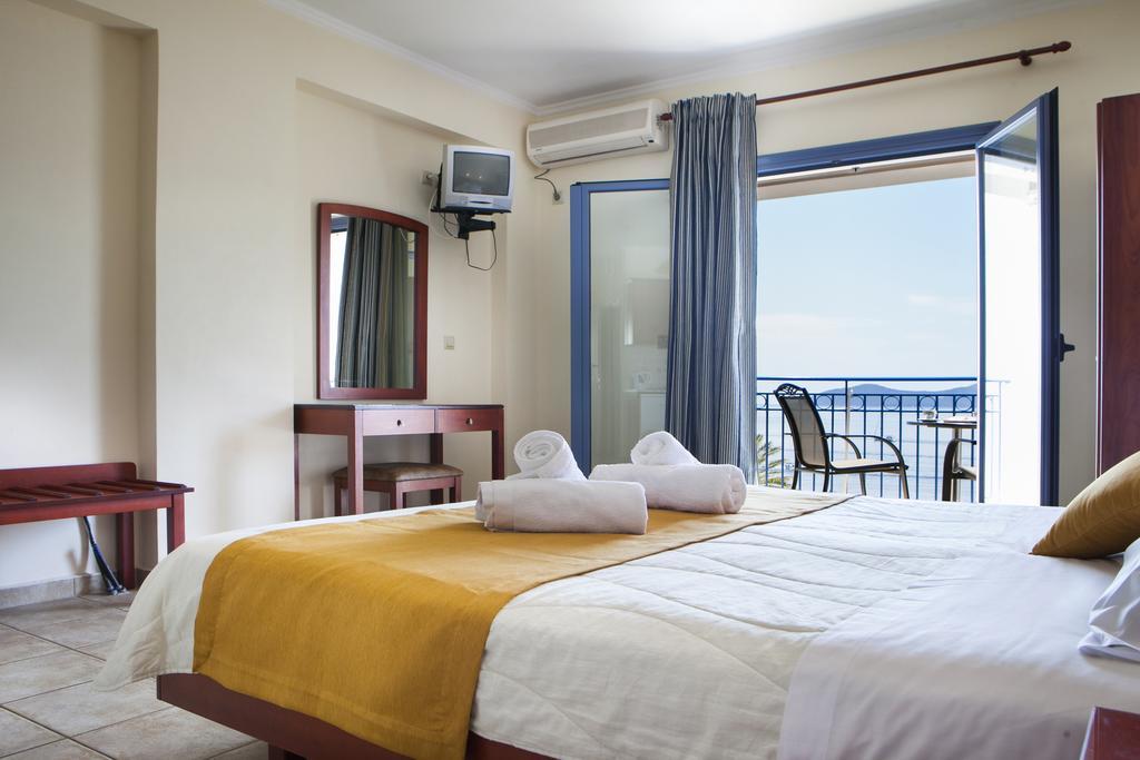 Olive Bay Hotel Agia Efimia Cameră foto
